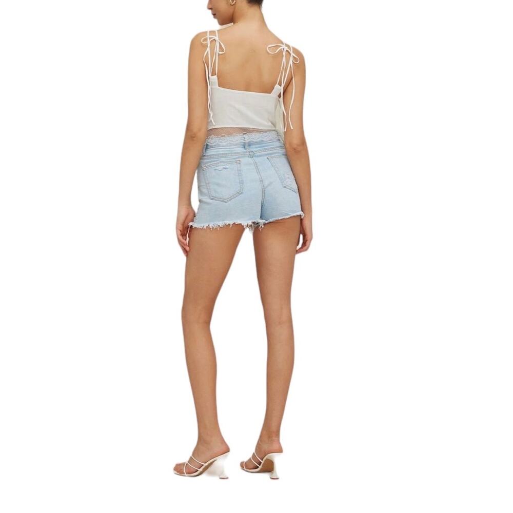 Micas Women's Small White Lace Floral Trim Tie Front Summer Lightweight Tank Top - Picture 2 of 11